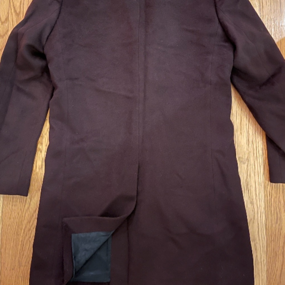 Reiss - Picture 2 of 4